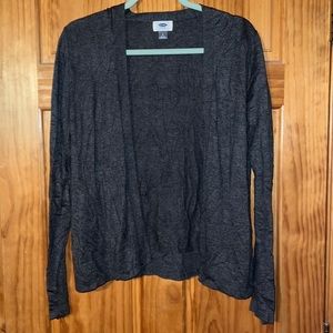 3/$20 🦋 Old Navy Sweater | Size: Medium